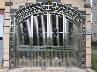 Thợ sửa cửa sắt chuyên nghiệp tại tphcm