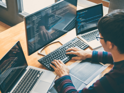 Dịch vụ cho thuê lập trình viên viết web làm việc tại nhà ở tphcm