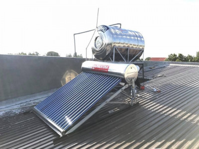 Nhận sửa chữa tất cả các dòng máy nước nóng năng lượng ở tại Tphcm