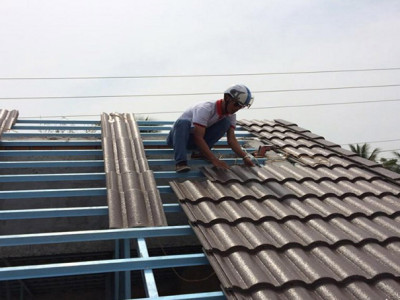 Thợ thay tôn chống dột uy tín giá rẽ tận nhà tại TPHCM