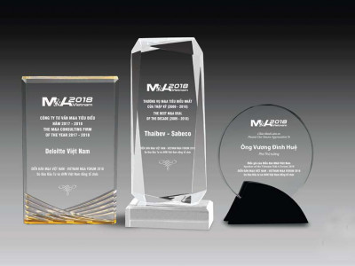 Công ty sản xuất và cung cấp kỷ niệm chương uy tín tại Bình Thuận