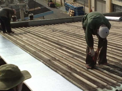 Dịch vụ thay tôn chống dột uy tín giá rẽ tại Bình Dương