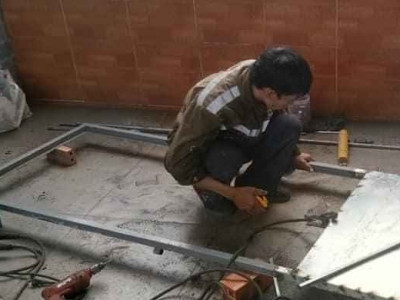 Dịch vụ sửa cửa sắt tại nhà giá rẽ quận 3