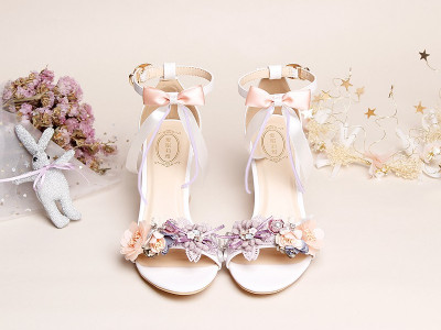 Cửa hàng bán sỉ và lẽ giày cưới cô dâu đẹp giá rẽ tại Cà Mau