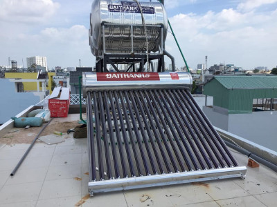 Sửa chữa máy nước nóng năng lượng mặt trời Quận 1 TPHCM uy tín giá rẽ