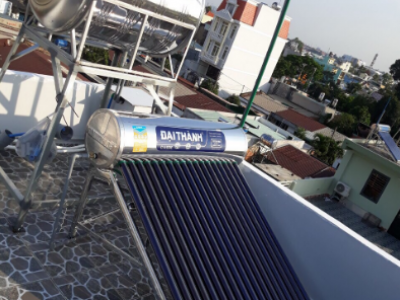 Thợ nhận sửa máy nước nóng năng lượng mặt trời Phú Nhuận TPHCM
