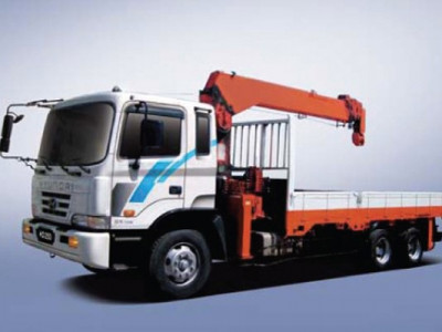 Đơn vị cho thuê xe cẩu giá rẽ tại Hóc Môn TPHCM