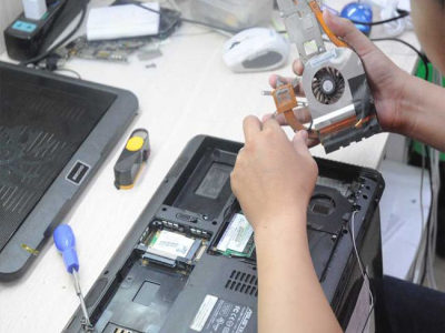 Chuyên sửa máy tính laptop giá rẻ tại nhà tphcm