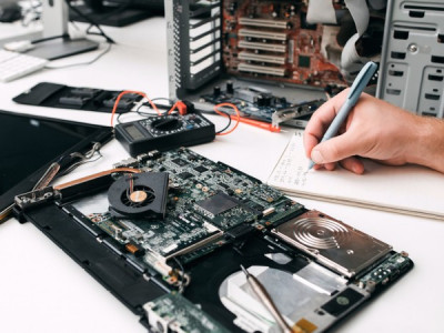 Công ty sửa máy tính giá rẻ tphcm thay linh kiện có bảo hành uy tín