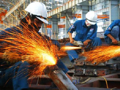 Hàn Sắt, Làm Kệ Sắt, Gia Công Hàn Sắt Tại Nhà Quận Tân Phú TPHCM