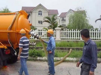Rút hầm cầu nhanh giá rẻ ở tại Sài Gòn có bảo hành