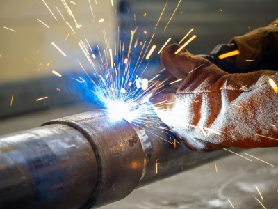 Dịch vụ hàn sắt tại Cần Giuộc Long An nhanh chóng tận nơi tại nhà