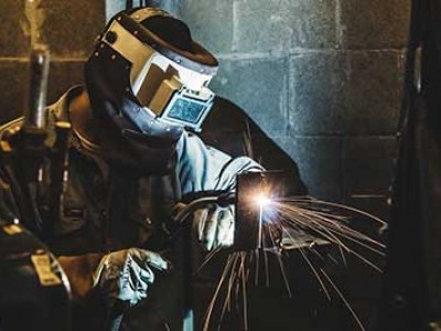 Gia công hàn sắt huyện Vĩnh Cửu Đồng Nai tại nhà nhanh chóng giá rẻ