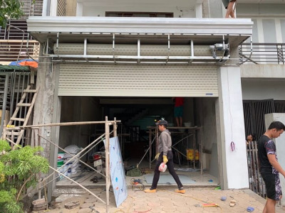 Thi công cửa cuốn trọn gói và sửa chữa cửa cuốn nhanh giá rẻ Bình Tân