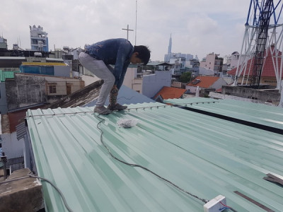 Thợ nhận chống dột thay tôn cũ hư hỏng tại Quận Gò Vấp, TPHCM giá rẽ
