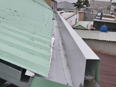 Dịch vụ sửa chữa, vệ sinh máng xối, thay tôn trọn gói cấp tốc ở Tphcm