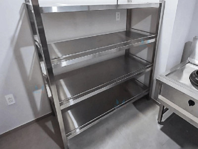 Đơn vị gia công kệ inox chống ăn mòn theo yêu cầu chuyên nghiệp