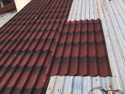 Thợ thay tôn chống dột tại TPHCM tư vấn báo giá nhanh, dịch vụ rẻ nhất