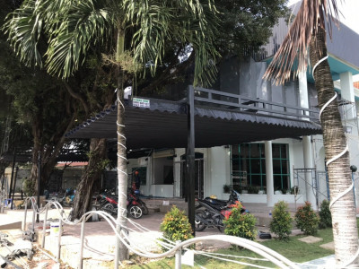 Công ty làm mái bạt xếp, mái kéo tiền chế quán nhậu uy tín giá rẻ nhất