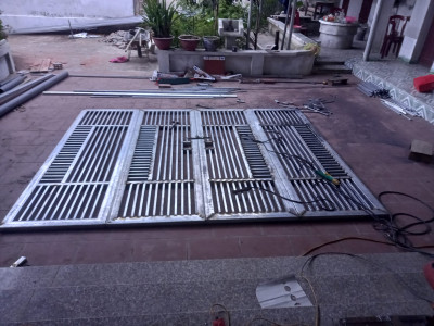 Gia công Cửa Sắt Đẹp, báo giá Hàn Cửa Sắt theo yêu cầu giá rẽ nhất