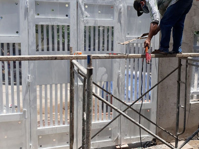 Thợ sửa cửa sắt tại nhà Quận 9, TPHCM uy tín giá tốt