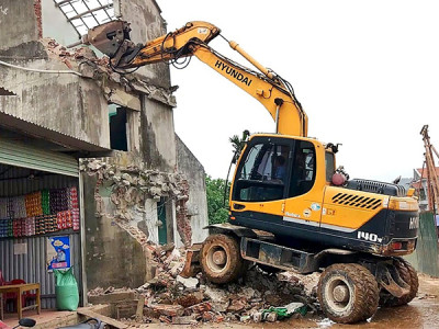 Dịch vụ đập phá tháo dỡ, đào móng giá tốt tại Củ Chi
