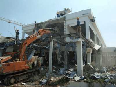 Đơn vị nhận tháo dỡ và thu mua xác nhà giá cao tại Thủ Dầu Một