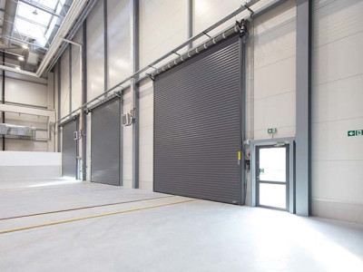 Công ty gia công lắp đặt cửa cuốn tại Bình Tân giá tốt, đa dạng mẫu mã, hỗ trợ 24/7