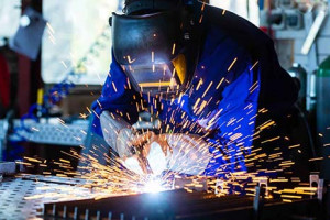 Cơ sở hàn sắt giá rẻ tận nơi tại nhà ở Long An