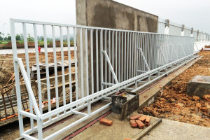 Đơn vị sửa cửa lùa, cửa kéo, cửa sắt lưu động tại Tphcm giá rẽ